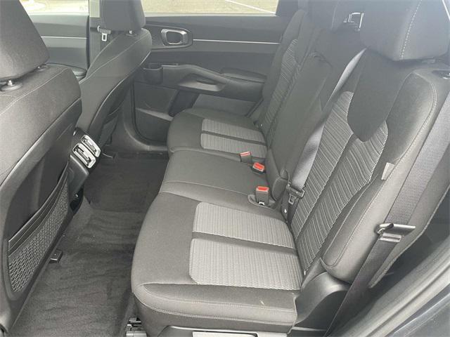 used 2025 Kia Sorento car, priced at $29,977