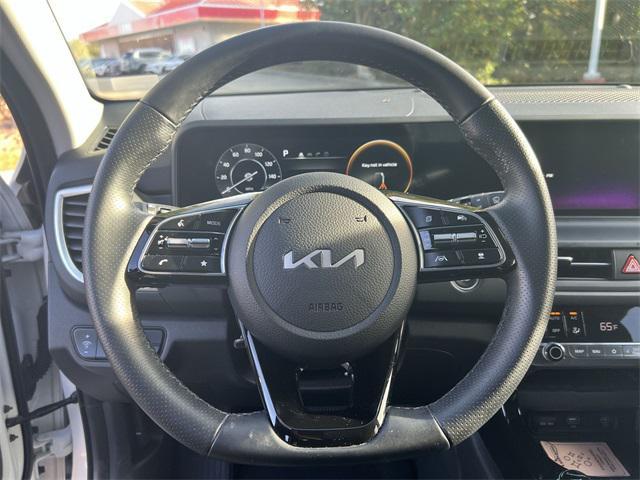 used 2024 Kia Seltos car, priced at $25,977