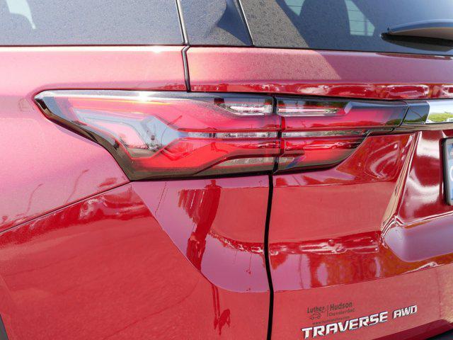 used 2022 Chevrolet Traverse car, priced at $35,796