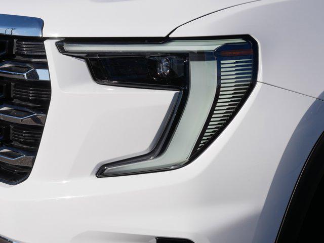 used 2025 GMC Acadia car, priced at $33,976