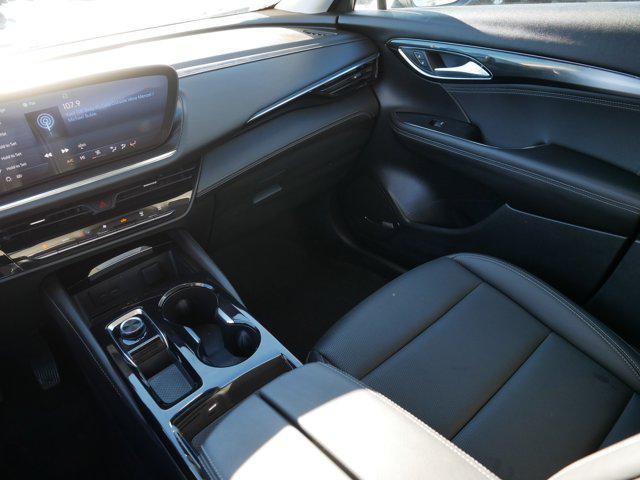 used 2025 Buick Envision car, priced at $27,476