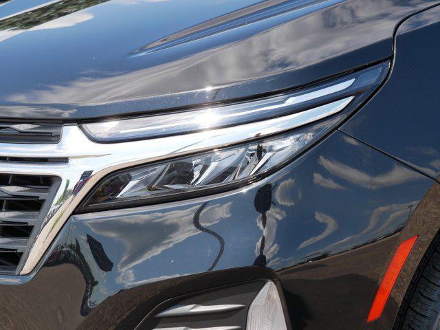 used 2022 Chevrolet Equinox car, priced at $21,796