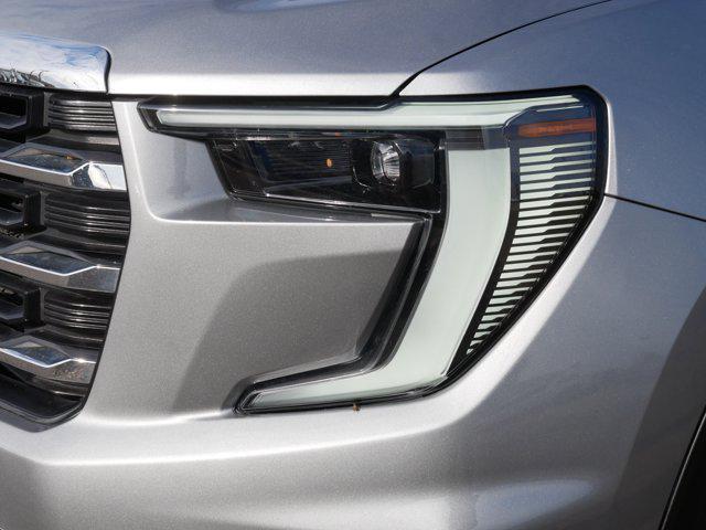 used 2025 GMC Acadia car, priced at $33,976