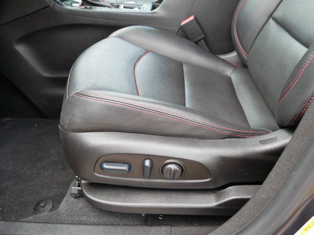 used 2022 Chevrolet Equinox car, priced at $24,976