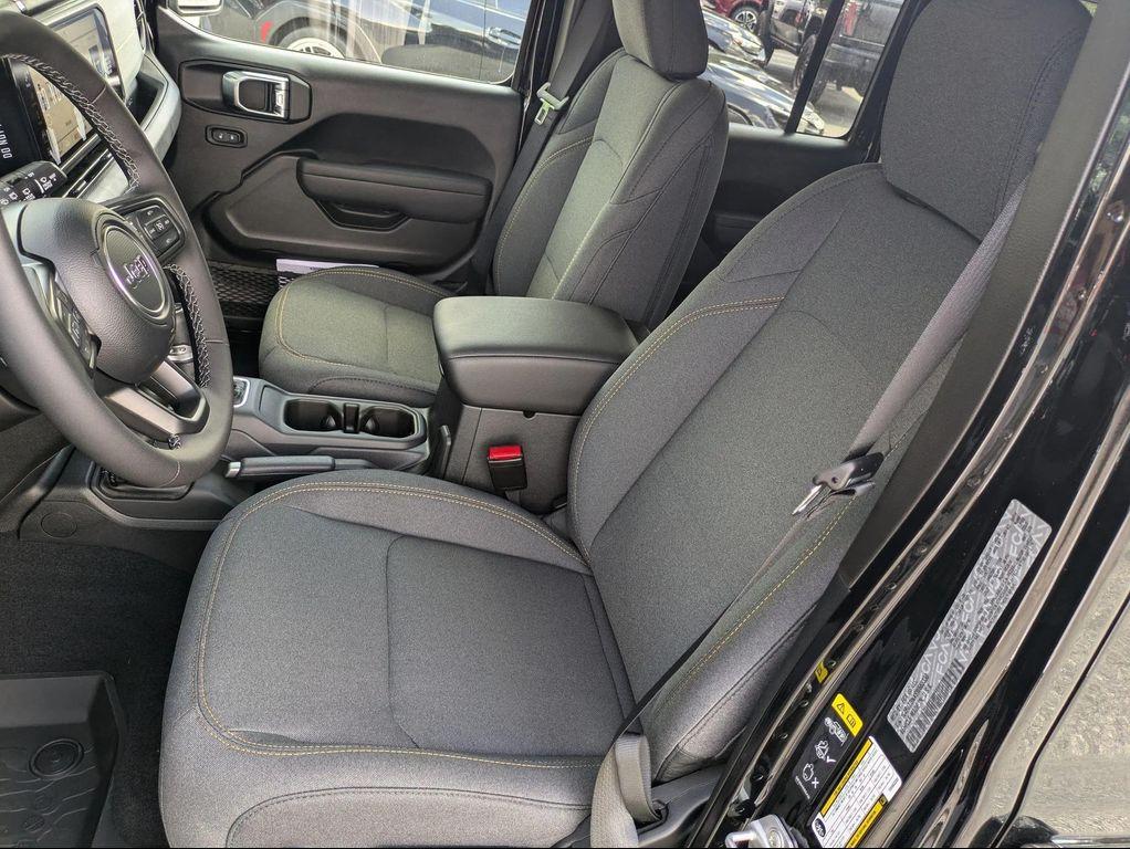 new 2025 Jeep Wrangler car, priced at $43,528