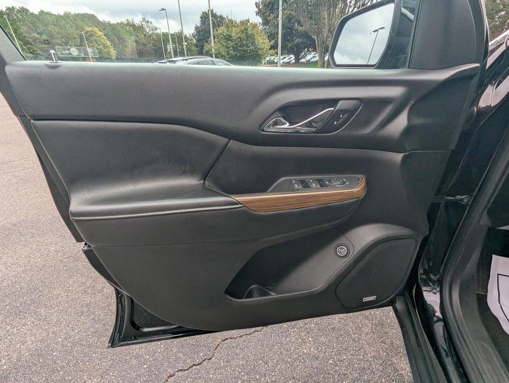 used 2018 GMC Acadia car, priced at $17,877