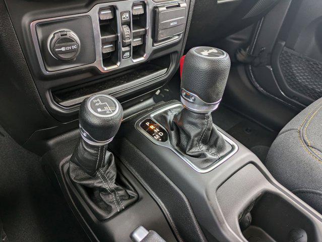 new 2025 Jeep Wrangler car, priced at $45,952