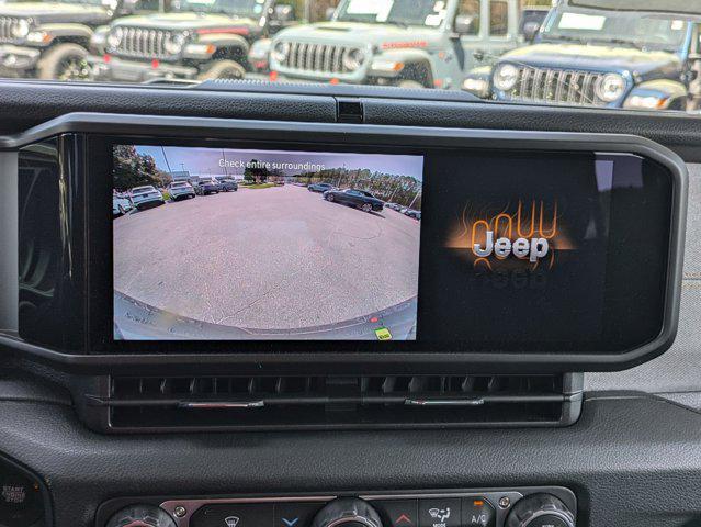 new 2025 Jeep Wrangler car, priced at $45,952