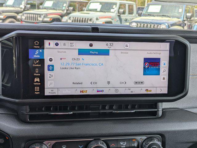 new 2025 Jeep Wrangler car, priced at $45,952