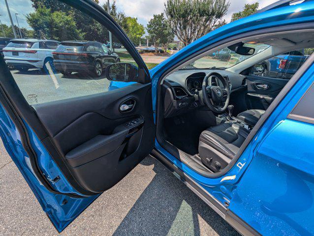 used 2023 Jeep Cherokee car, priced at $26,577