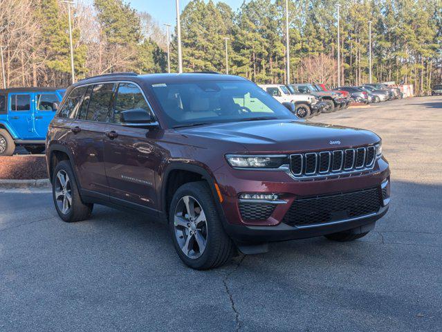 new 2025 Jeep Grand Cherokee car, priced at $49,691