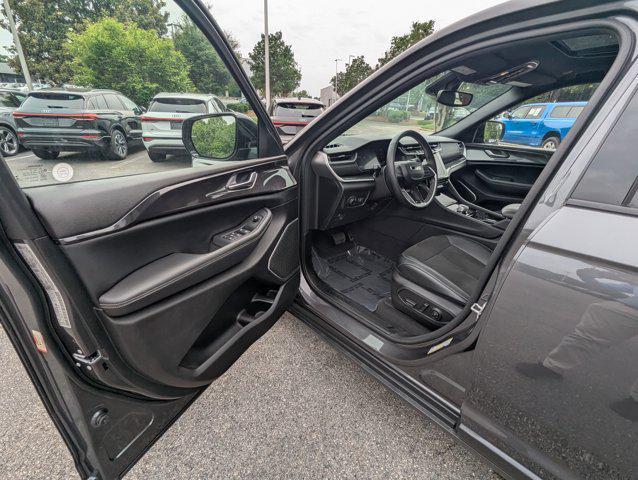 used 2022 Jeep Grand Cherokee car, priced at $30,977