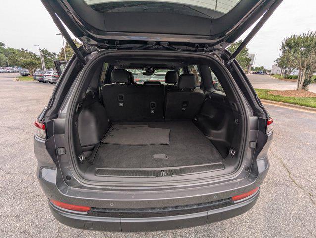 used 2022 Jeep Grand Cherokee car, priced at $30,977