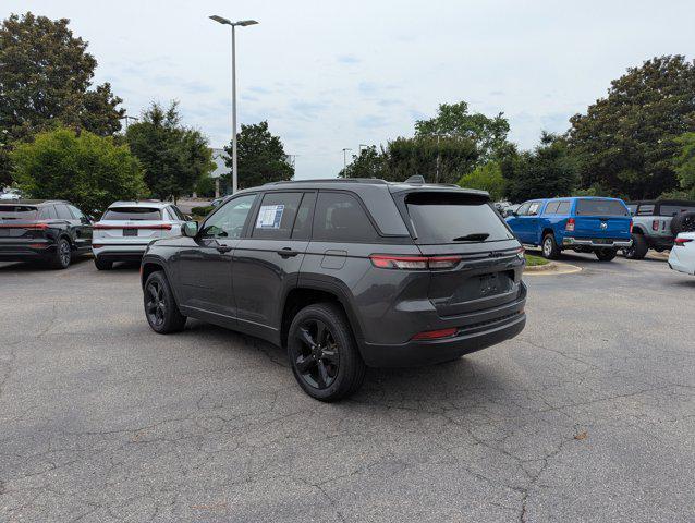 used 2022 Jeep Grand Cherokee car, priced at $30,977