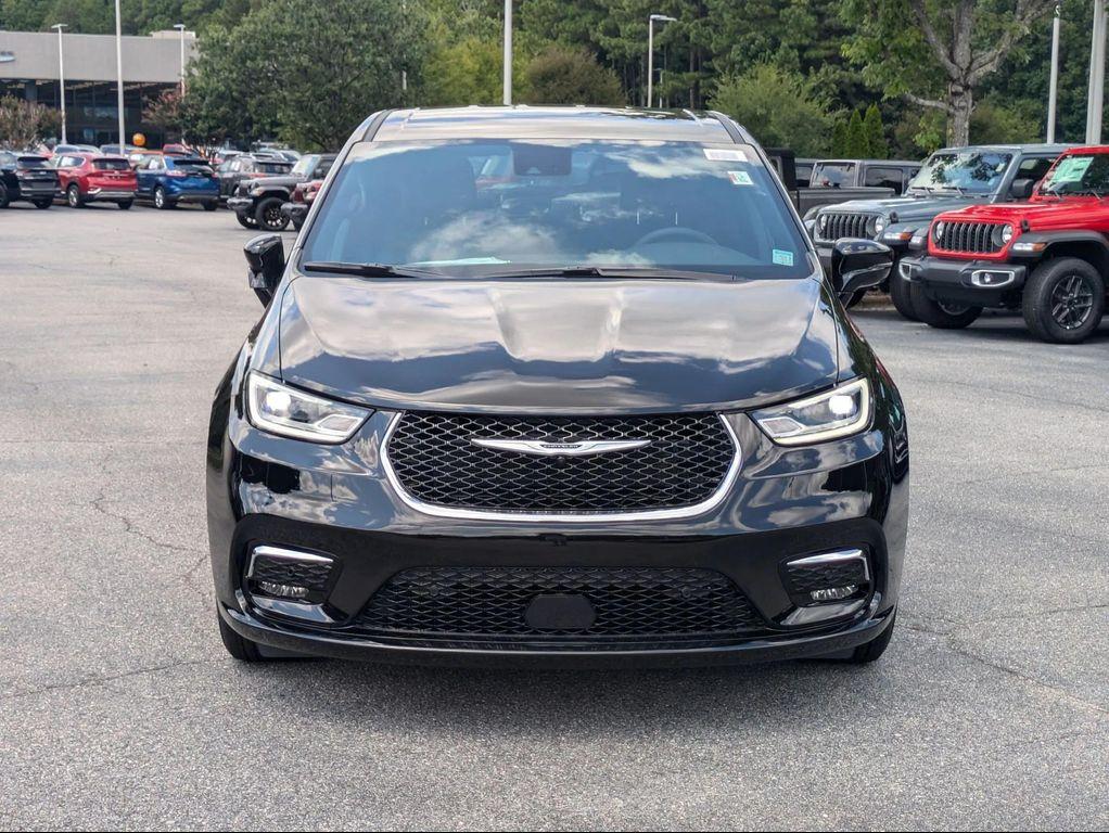 new 2026 Chrysler Pacifica car, priced at $42,699