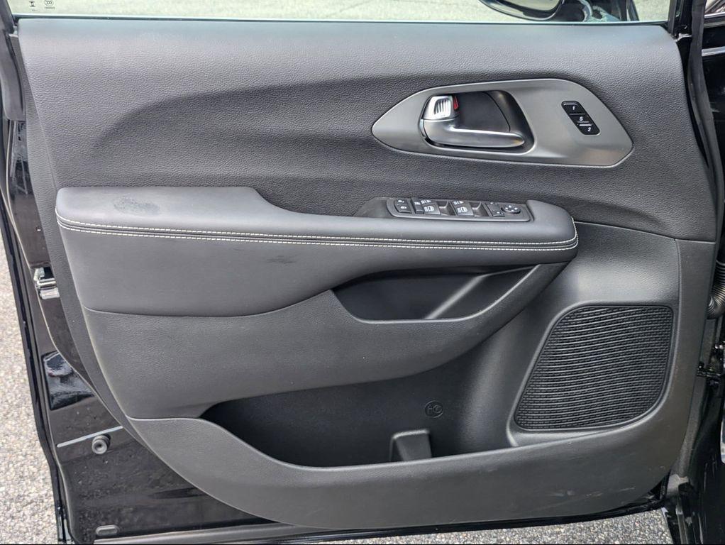 new 2026 Chrysler Pacifica car, priced at $42,699