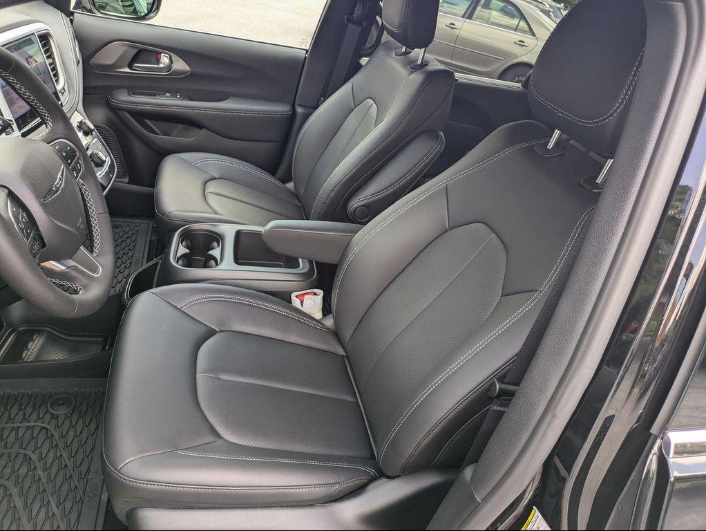 new 2026 Chrysler Pacifica car, priced at $42,699