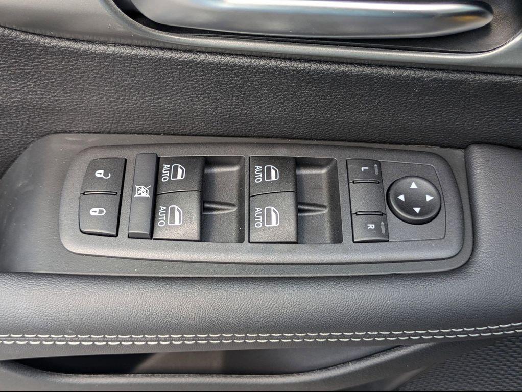new 2026 Chrysler Pacifica car, priced at $42,699