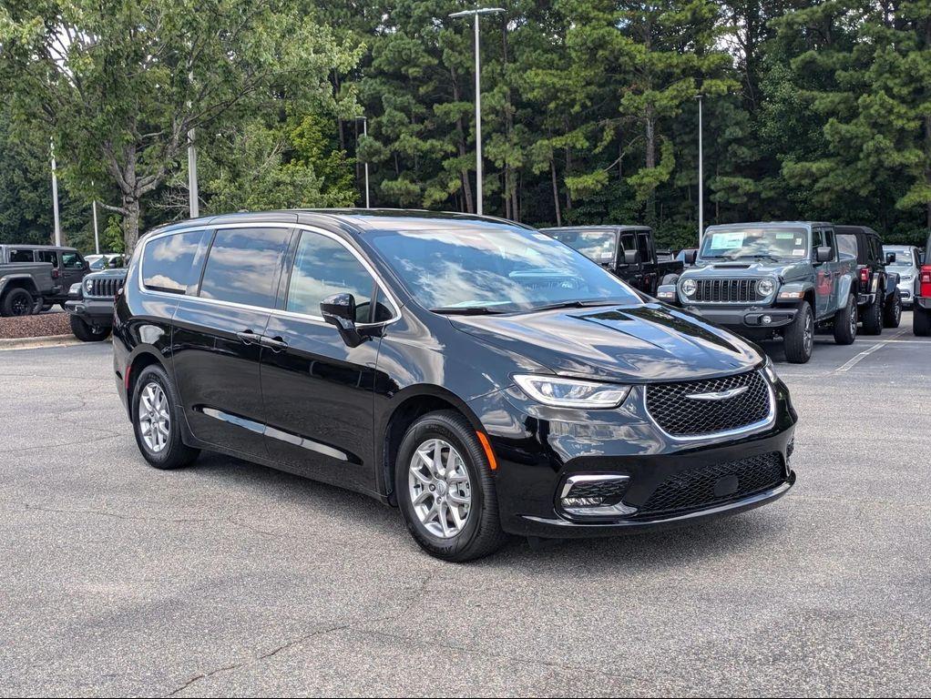 new 2026 Chrysler Pacifica car, priced at $42,699