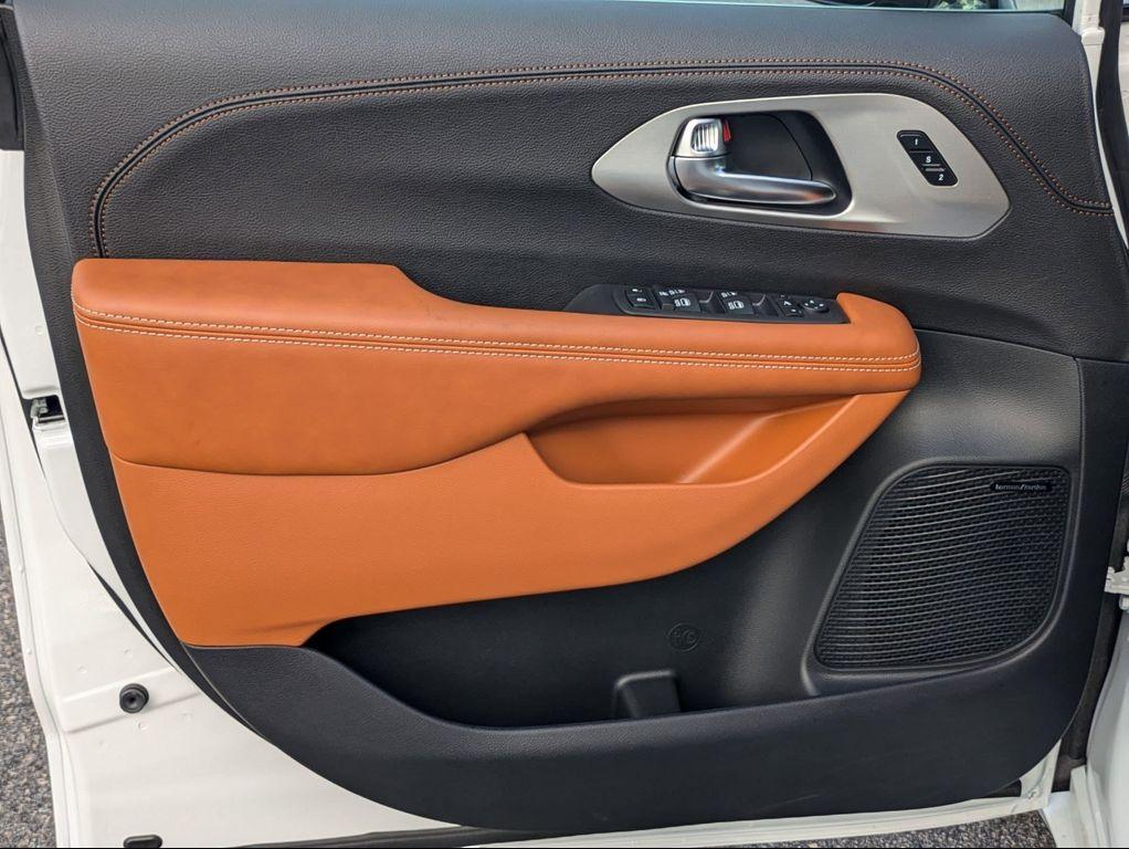 new 2026 Chrysler Pacifica car, priced at $53,596