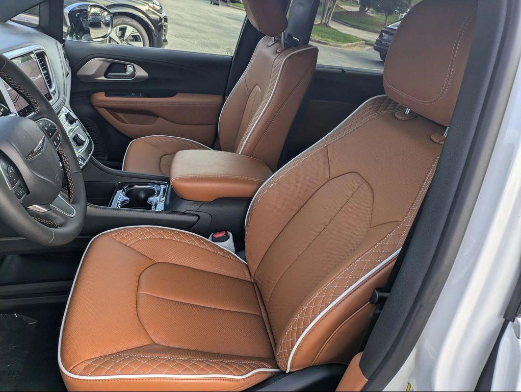 new 2026 Chrysler Pacifica car, priced at $53,596