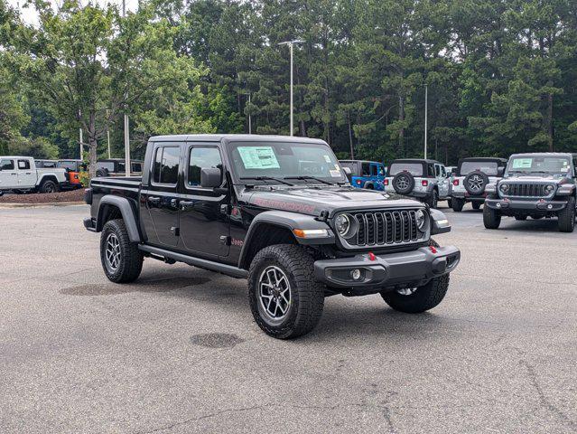 new 2025 Jeep Gladiator car, priced at $57,423
