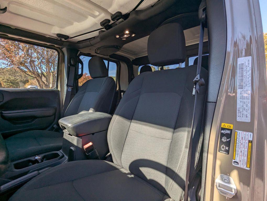 used 2020 Jeep Gladiator car, priced at $24,977