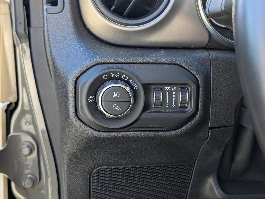 used 2020 Jeep Gladiator car, priced at $24,977