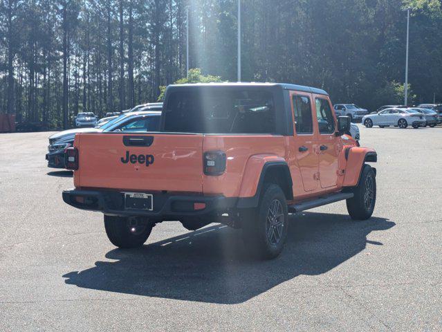 new 2025 Jeep Gladiator car, priced at $50,079