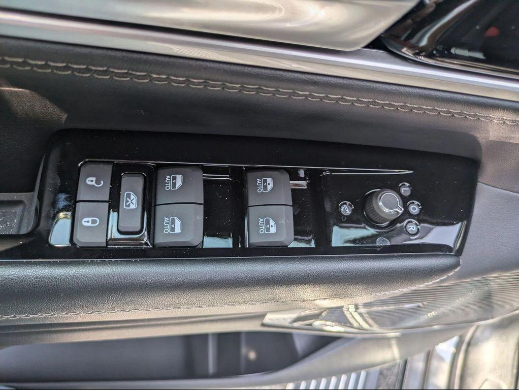 new 2025 Jeep Wagoneer car, priced at $77,824