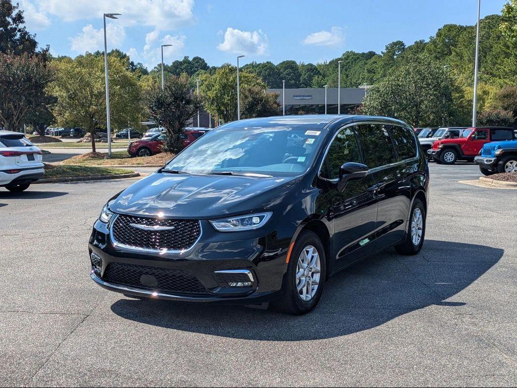 new 2026 Chrysler Pacifica car, priced at $43,654