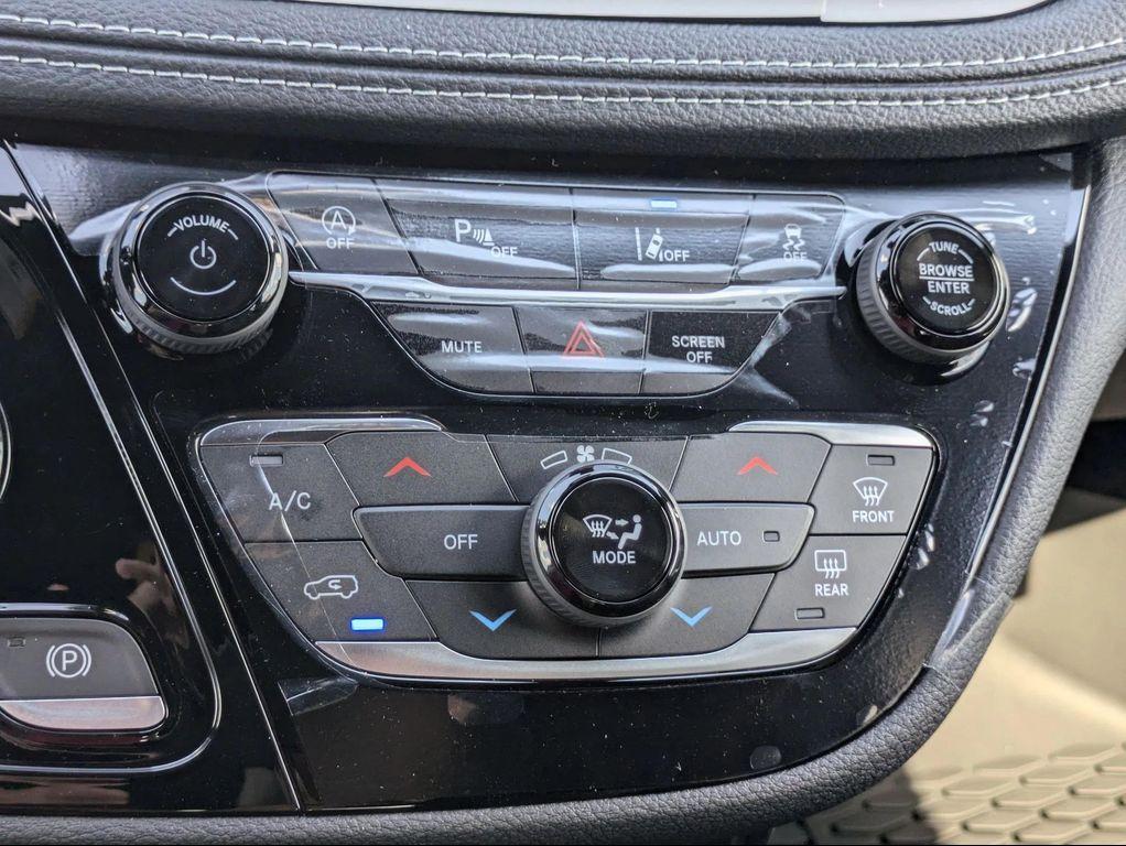 new 2026 Chrysler Pacifica car, priced at $43,654