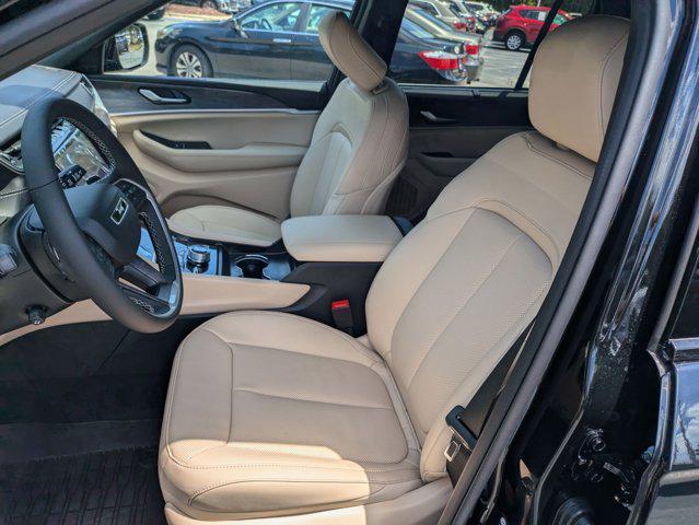 new 2025 Jeep Grand Cherokee car, priced at $51,463