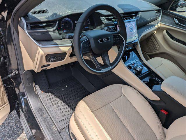 new 2025 Jeep Grand Cherokee car, priced at $51,463