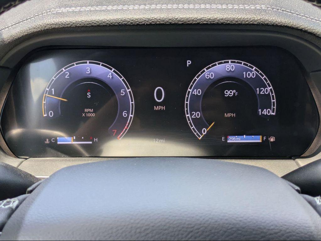 new 2025 Jeep Grand Cherokee car, priced at $50,828