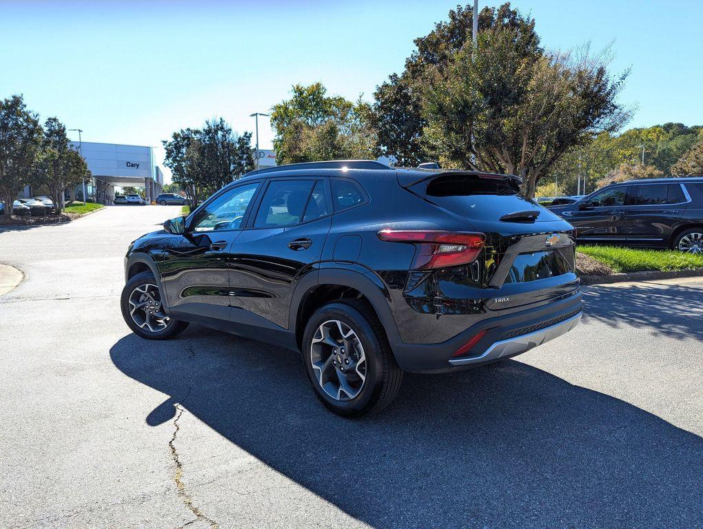 used 2024 Chevrolet Trax car, priced at $21,477