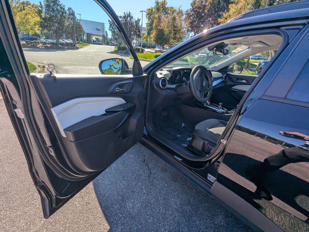 used 2024 Chevrolet Trax car, priced at $21,477