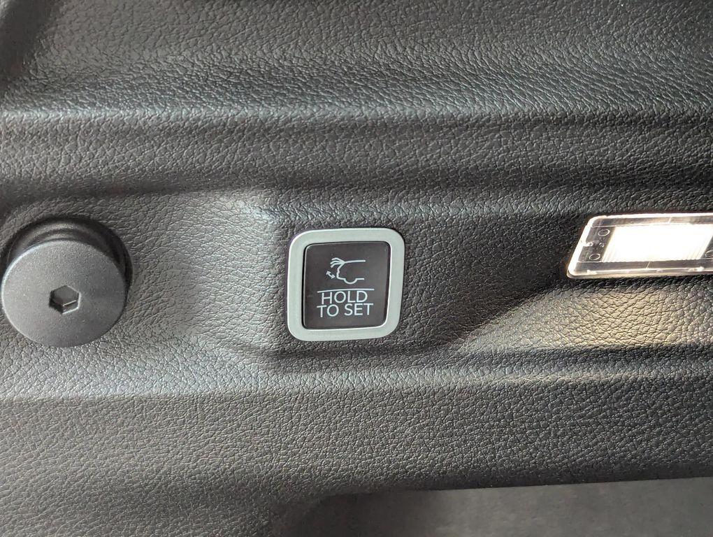 used 2024 Jeep Grand Cherokee L car, priced at $34,377