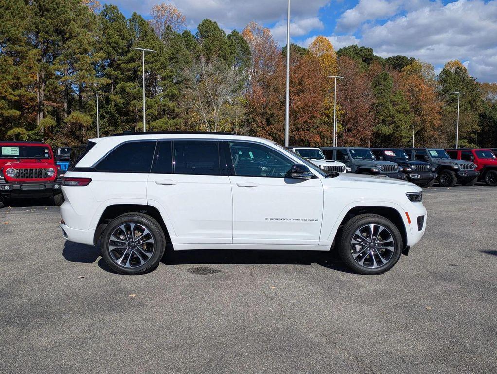 new 2025 Jeep Grand Cherokee car, priced at $62,926