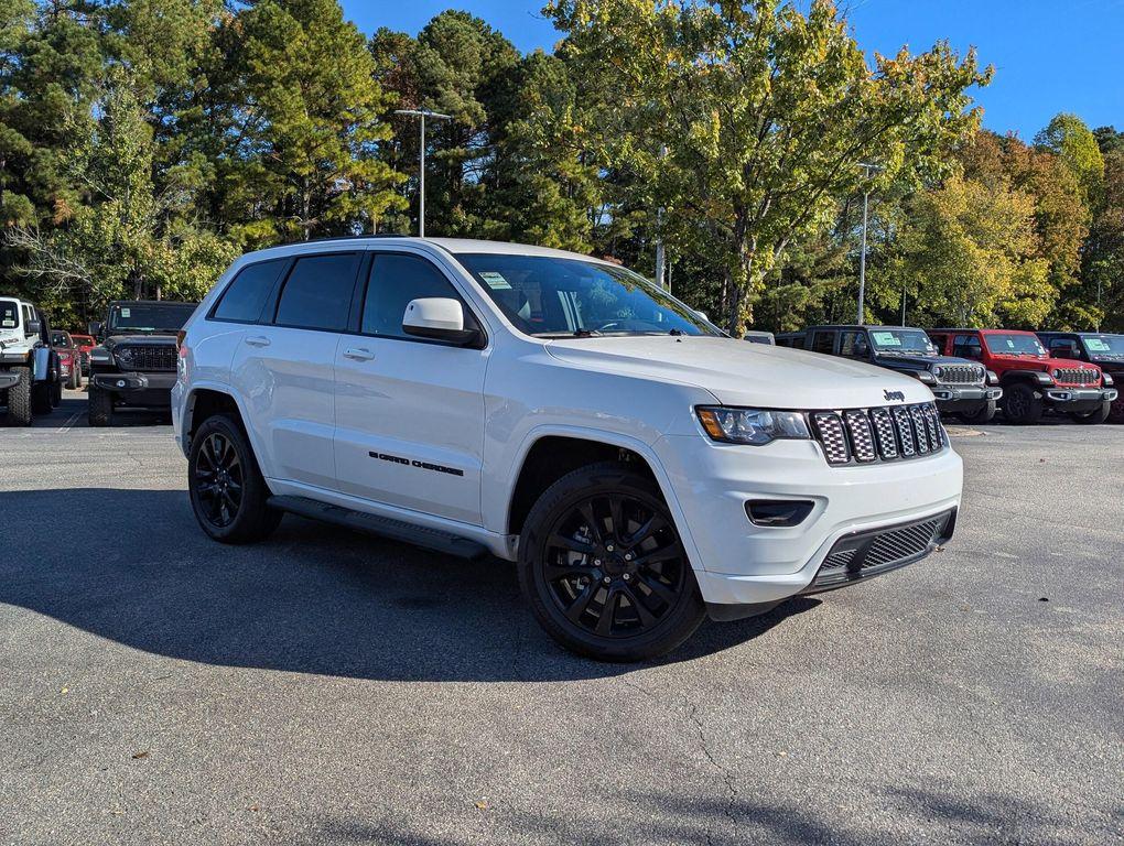 used 2022 Jeep Grand Cherokee car, priced at $28,477