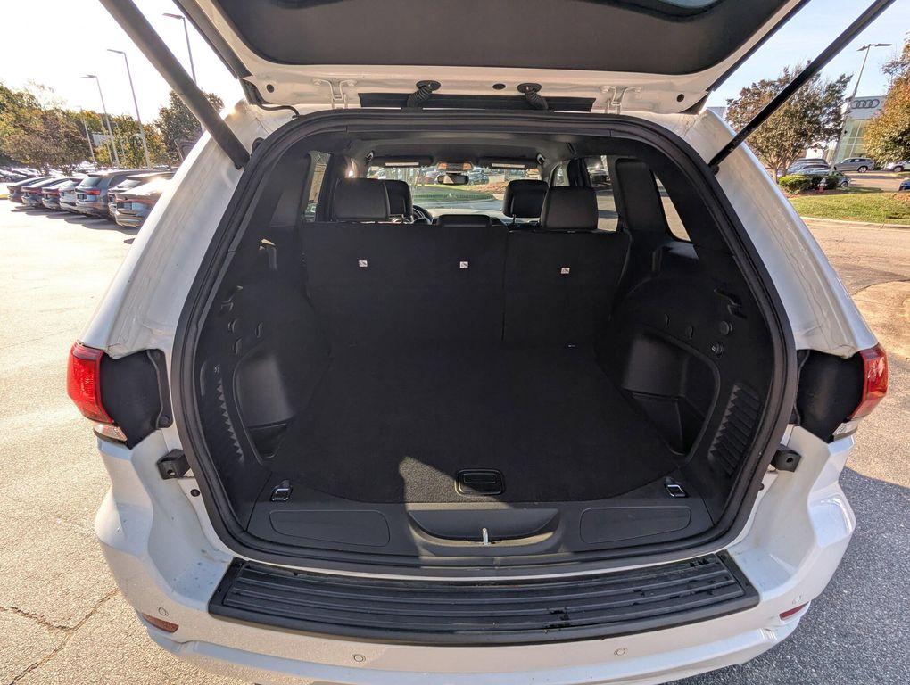 used 2022 Jeep Grand Cherokee car, priced at $28,477