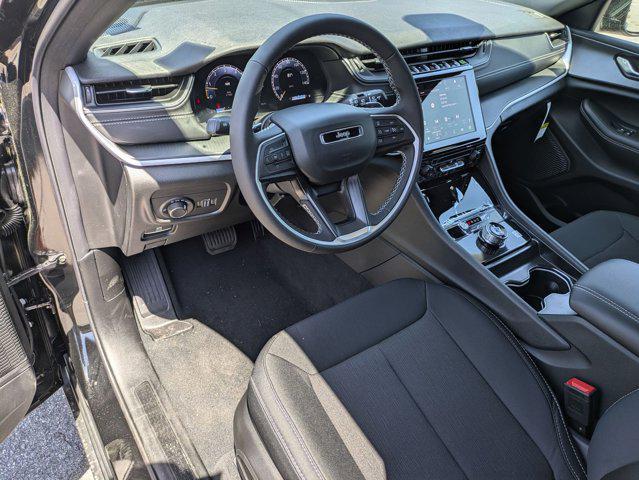 new 2025 Jeep Grand Cherokee L car, priced at $43,176