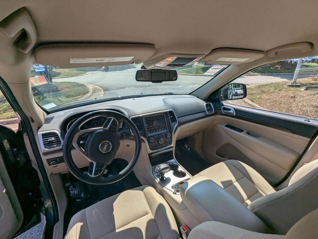 used 2015 Jeep Grand Cherokee car, priced at $10,377