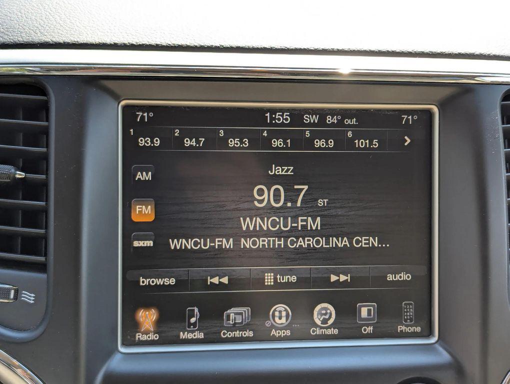 used 2015 Jeep Grand Cherokee car, priced at $10,377