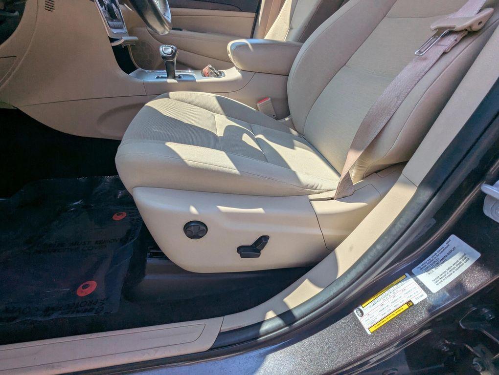 used 2015 Jeep Grand Cherokee car, priced at $10,377