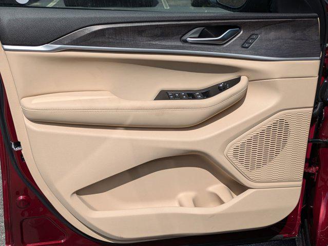 new 2025 Jeep Grand Cherokee L car, priced at $54,223