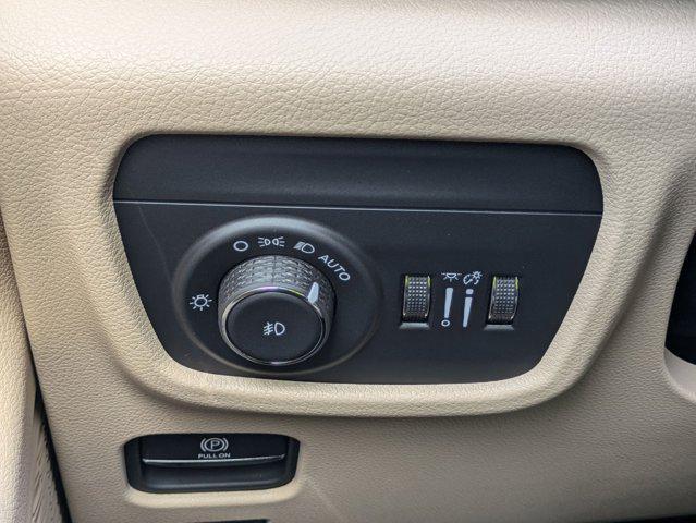 new 2025 Jeep Grand Cherokee L car, priced at $54,223