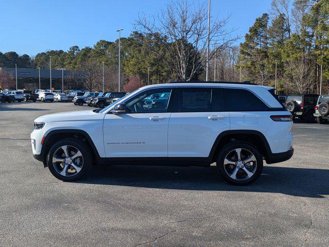 new 2025 Jeep Grand Cherokee car, priced at $53,279