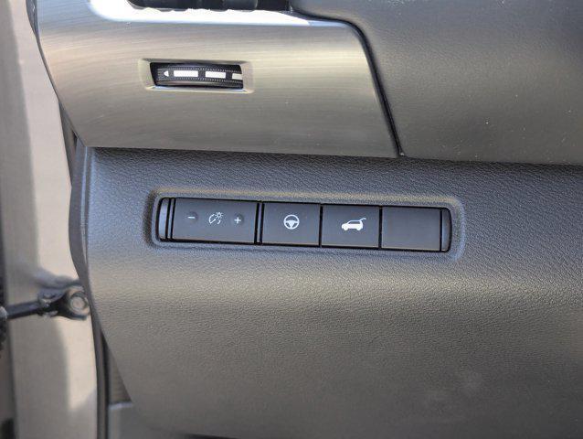used 2022 Nissan Pathfinder car, priced at $33,998