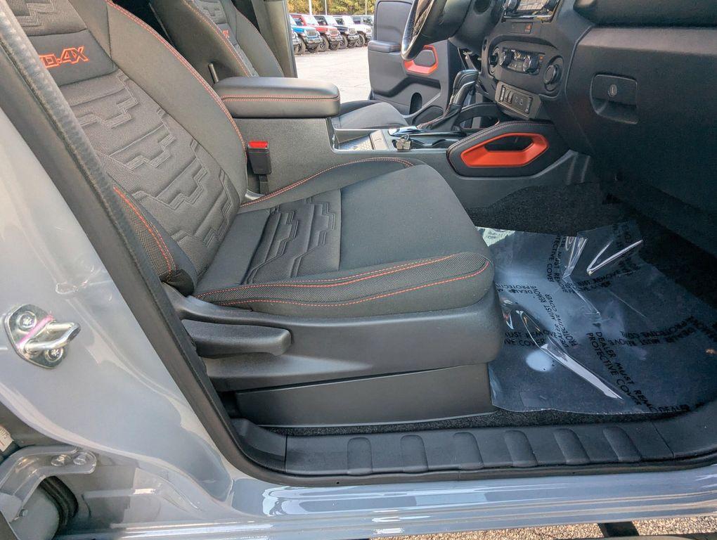 used 2023 Nissan Frontier car, priced at $34,877